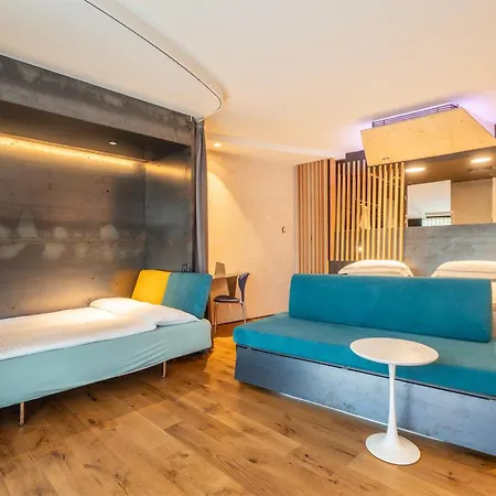 Ξενοδοχείο Ambienthotel Primaluna Μαλτσεζίνε