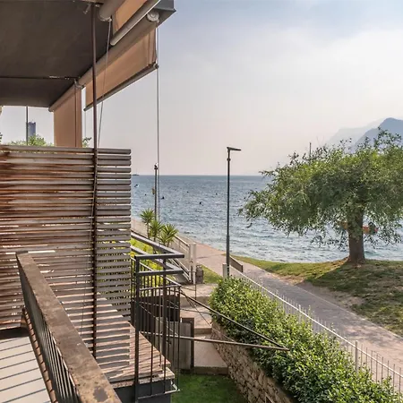 Ambienthotel Primaluna Μαλτσεζίνε