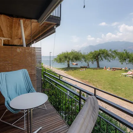 Ξενοδοχείο Ambienthotel Primaluna Μαλτσεζίνε