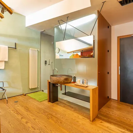 Ambienthotel Primaluna Μαλτσεζίνε