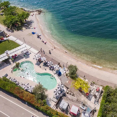 מלון Ambienthotel Primaluna 3s