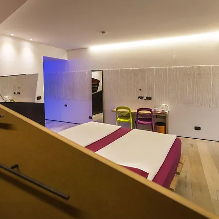 Ambienthotel Primaluna 3s מאלצ'סינה