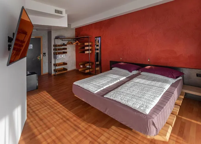 호텔 Ambienthotel Primaluna 3s